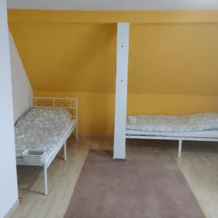 Detached Vacation For 12 Guests, Natural Garden