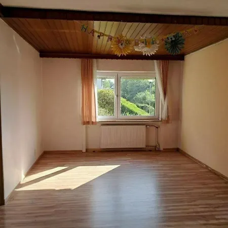 Detached Vacation For 12 Guests, Natural Garden Dillenburg