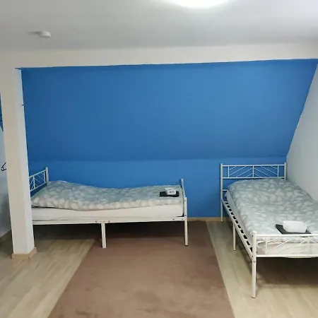 Detached Vacation For 12 Guests, Natural Garden Dillenburg