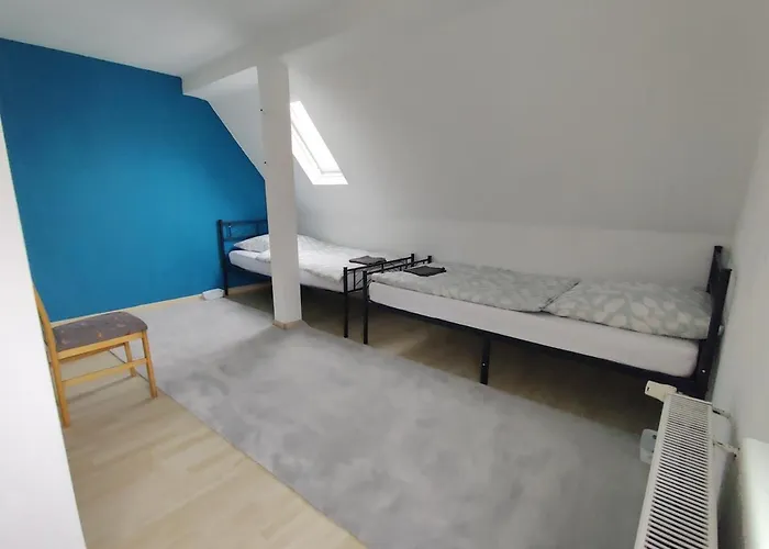 Detached Vacation For 12 Guests, Natural Garden Hébergement de vacances Dillenburg