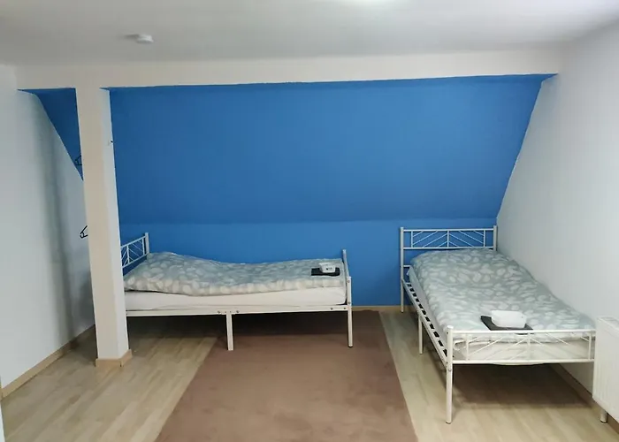 Detached Vacation For 12 Guests, Natural Garden Dillenburg