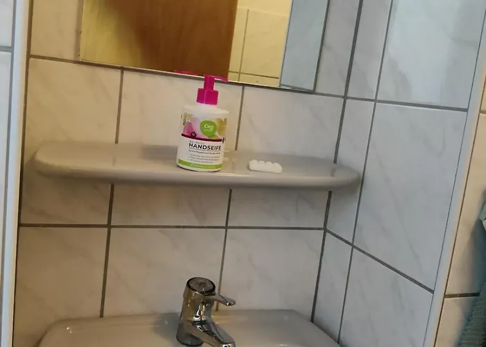 Hébergement de vacances Detached Vacation For 12 Guests, Natural Garden